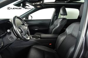 Lexus RX bild 6