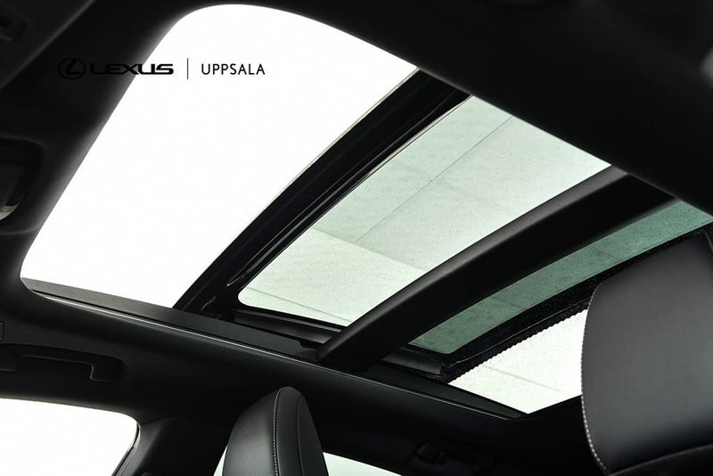 Lexus RX bild 18