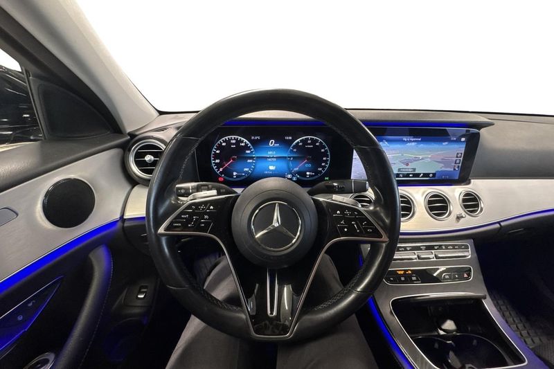 Mercedes E300 bild 9