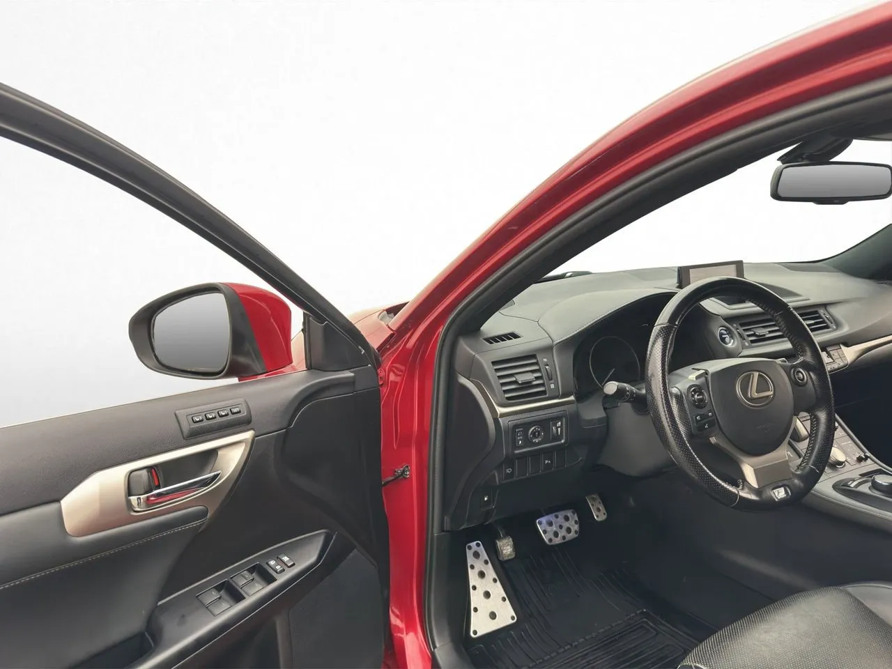 Vehicle image 8