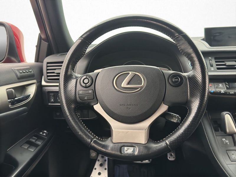Lexus CT bild 13