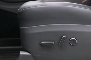 Tesla Model Y bild 11