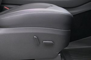 Tesla Model Y bild 13