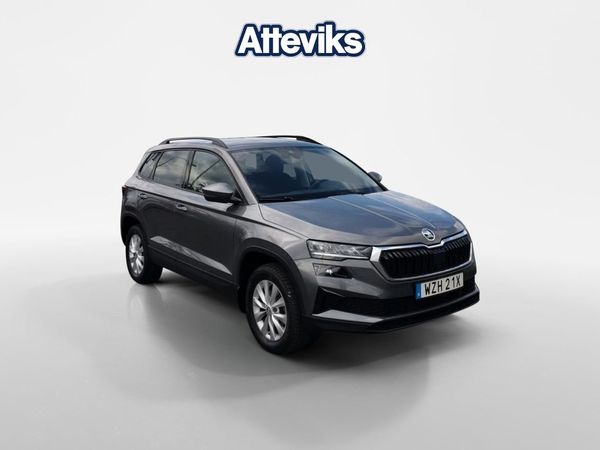 Skoda Karoq SELECTION 1,5 TSI 150 HK DSG PARKERINGSV NYSE... - 2025