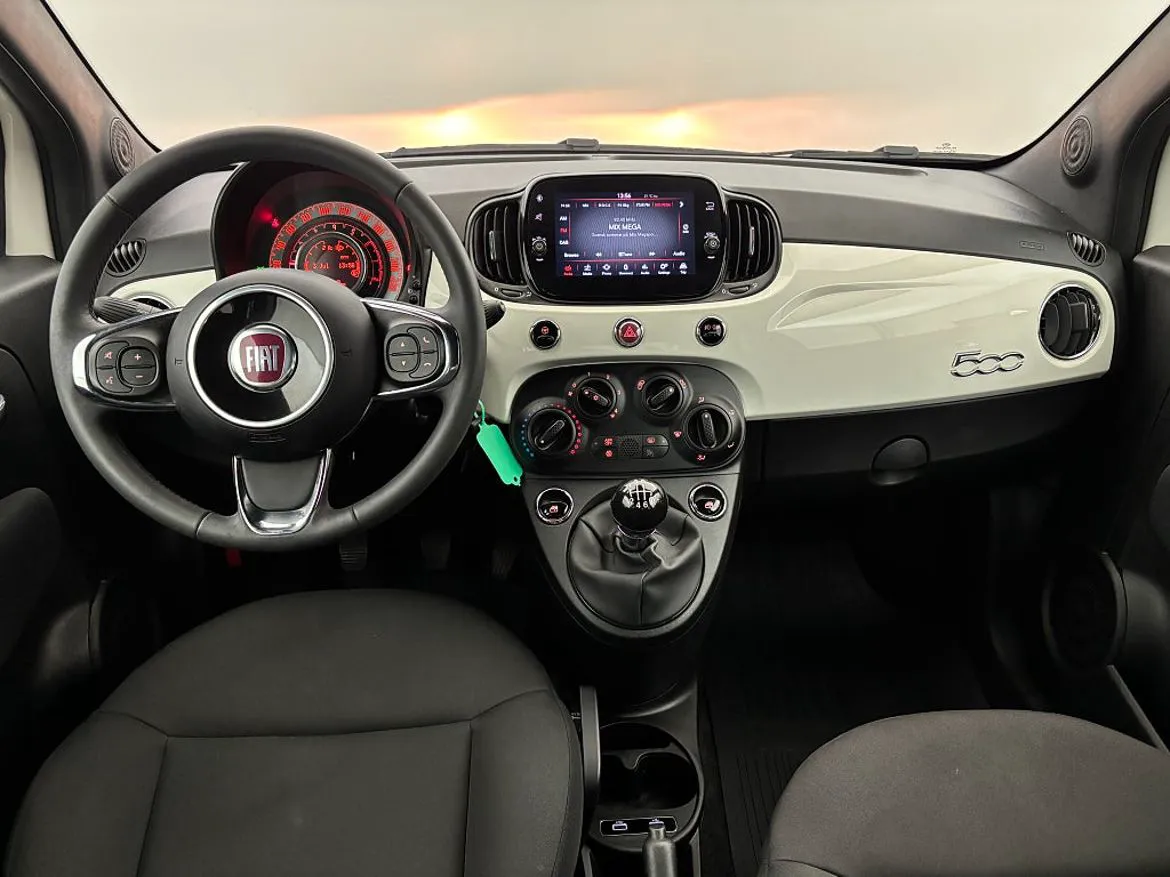 Vehicle image 14