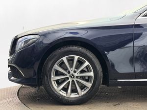 Mercedes E220 bild 11