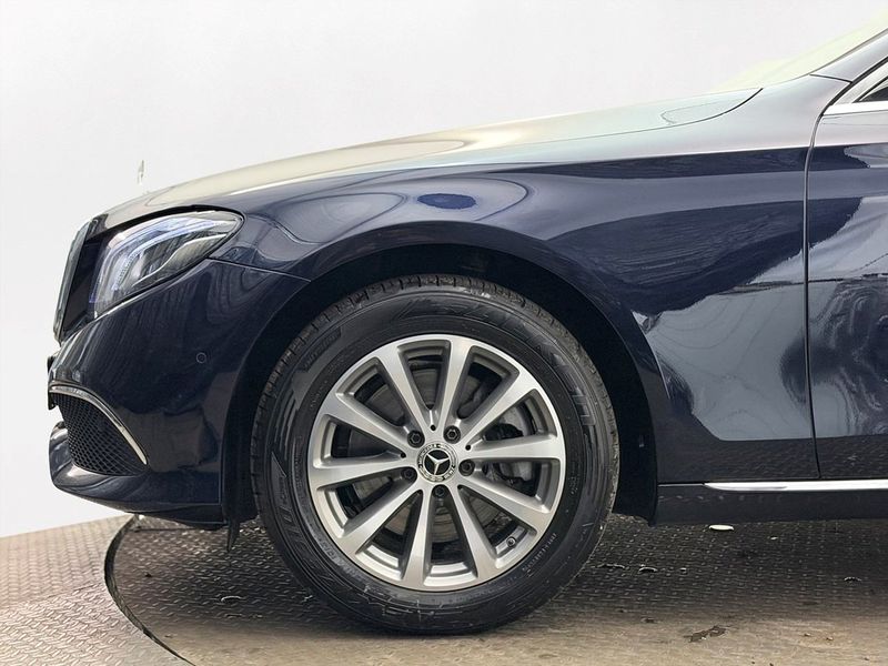 Mercedes E220 bild 11