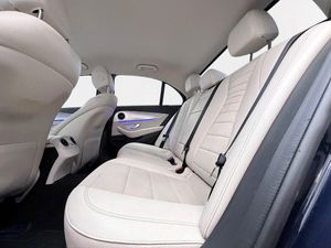 Mercedes E220 bild 16