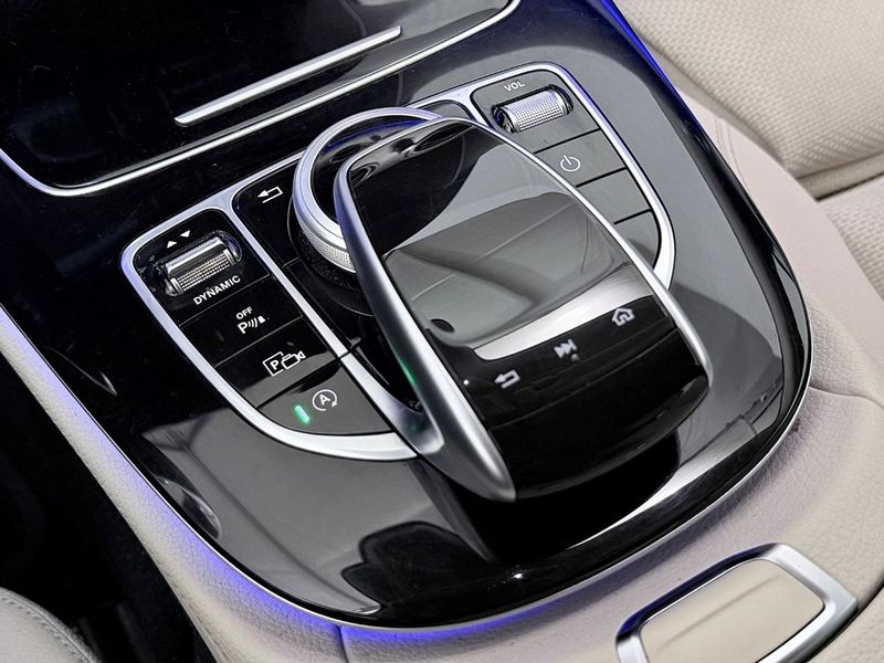 Mercedes E220 bild 33