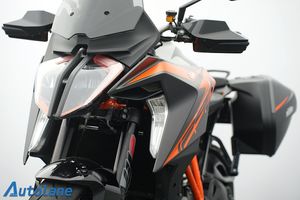KTM 1290 Super Duke bild 23