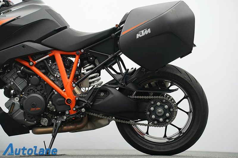 KTM 1290 Super Duke bild 15