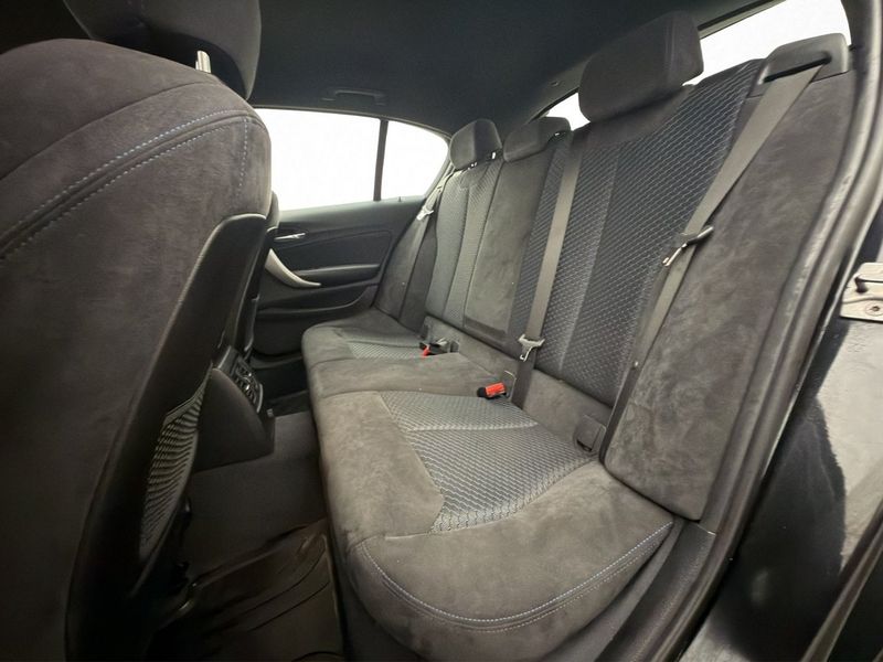 BMW 118 bild 16