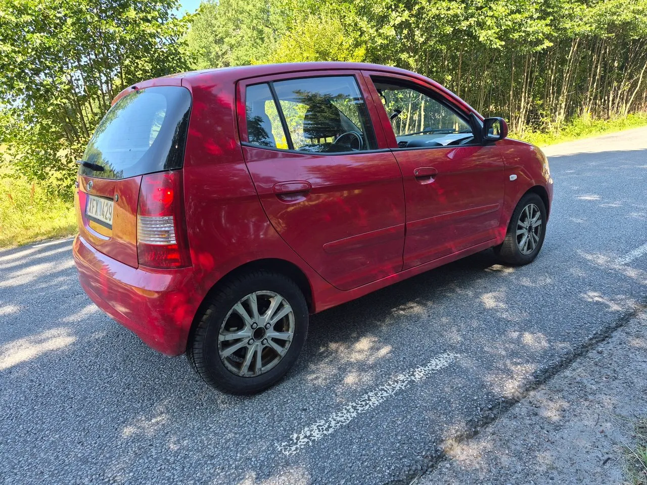 Vehicle image 11