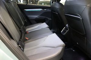 Skoda Enyaq bild 12