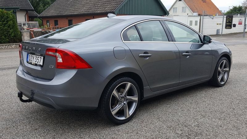Volvo S60 bild 2