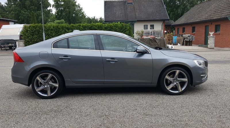 Volvo S60 bild 8