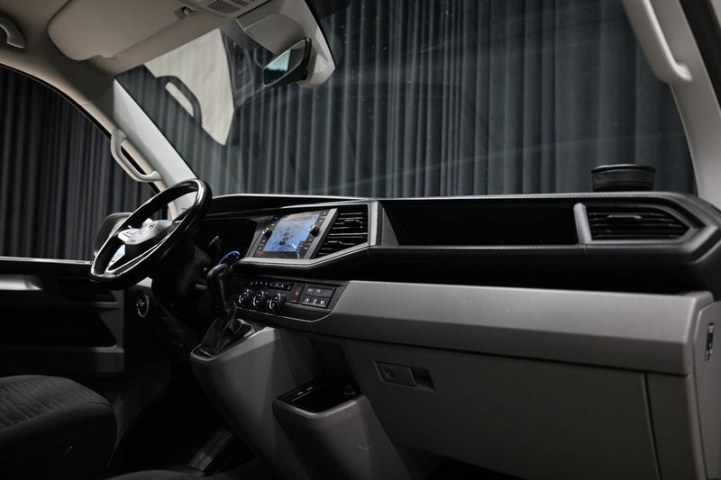 Volkswagen Caravelle bild 25
