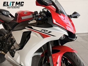 Yamaha YZF bild 3