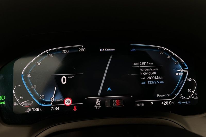 BMW 330 bild 13