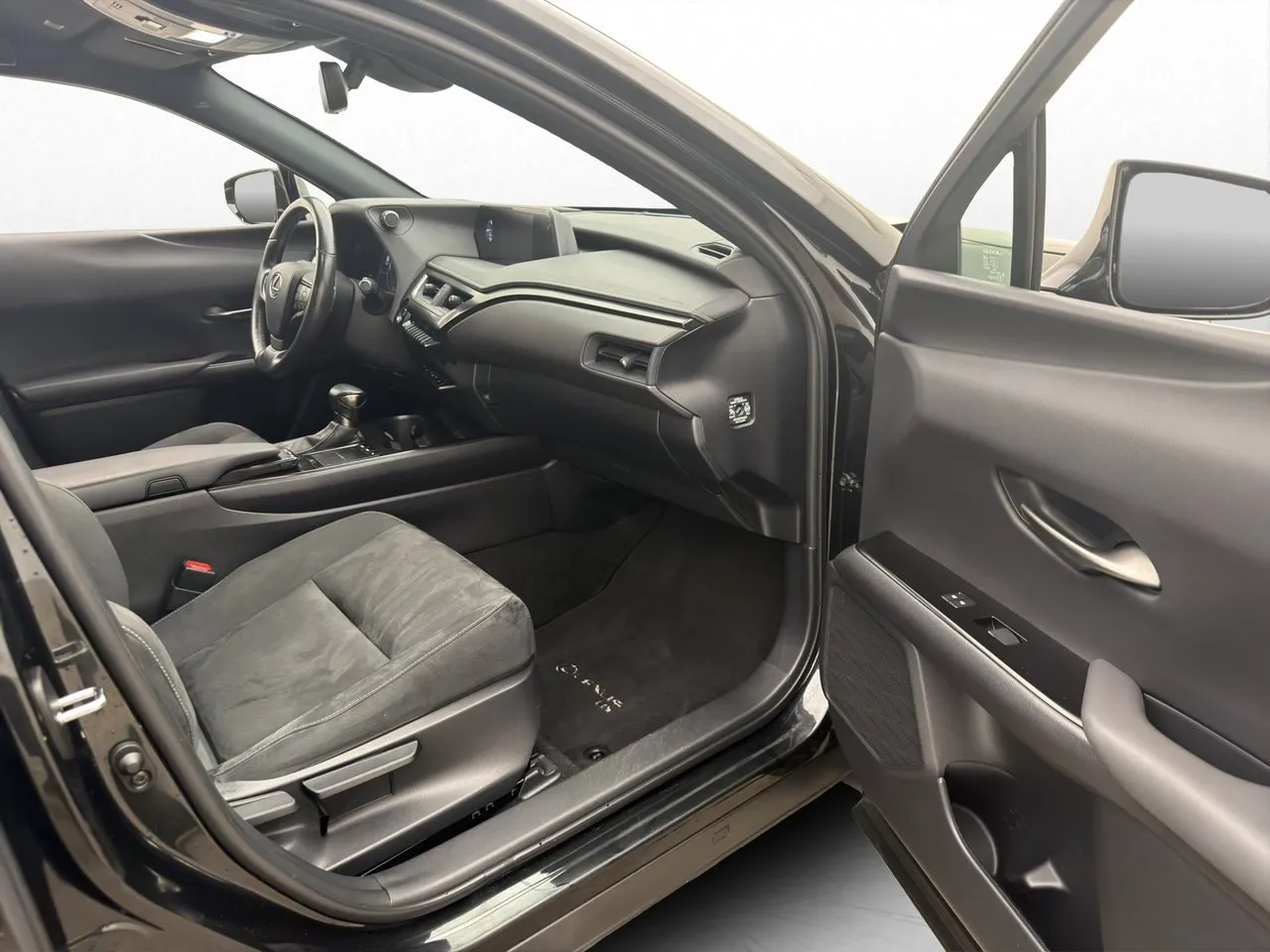 Vehicle image 22