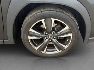 Lexus UX bild 27