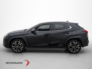 Lexus UX bild 4