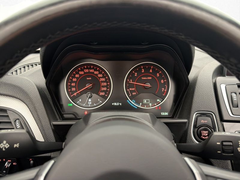 BMW 220 bild 22