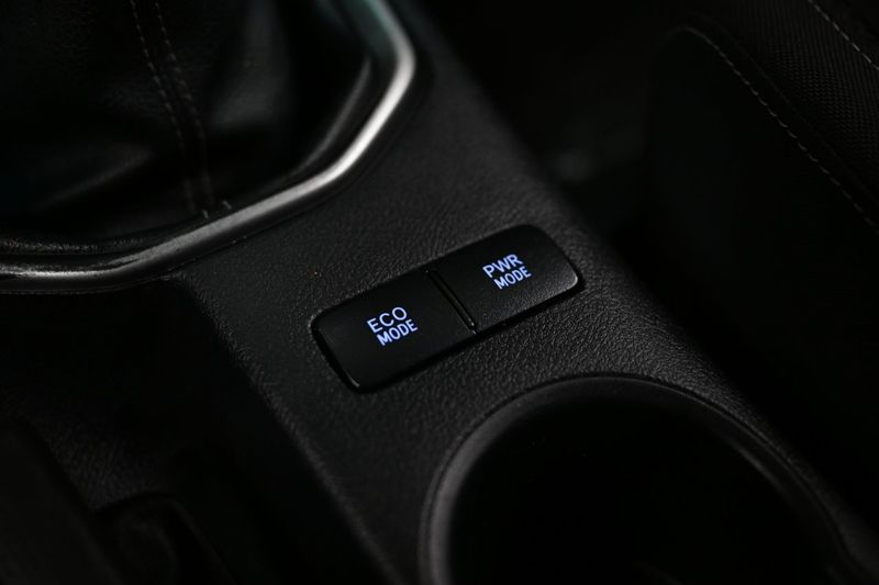 Toyota Hilux bild 26