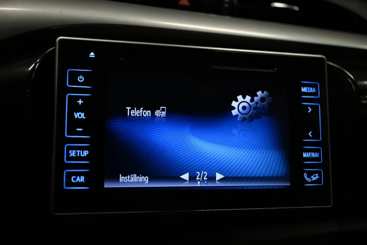 Vehicle image 30