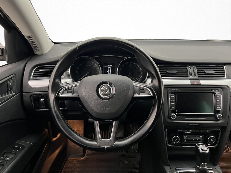 Skoda Superb bild 15