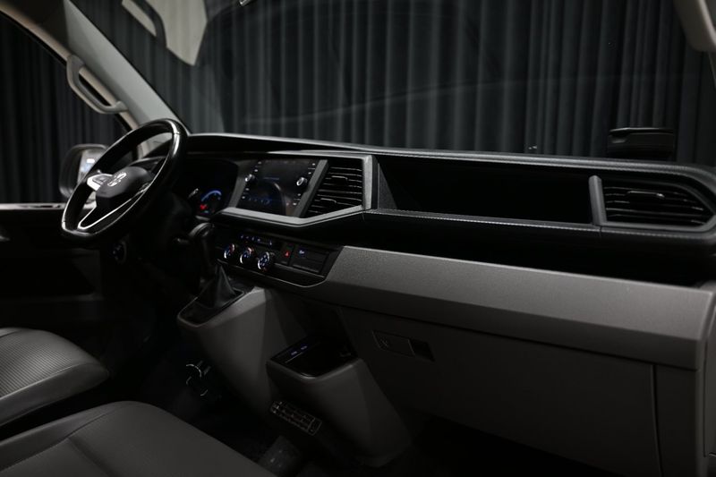 Volkswagen Caravelle bild 24