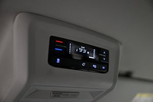 Volkswagen Caravelle bild 23