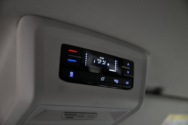 Volkswagen Caravelle bild 23