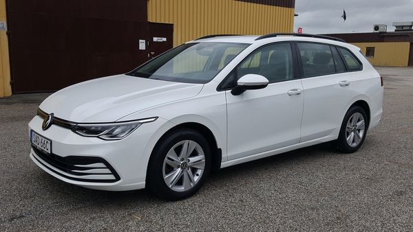 Volkswagen Golf VIII Sportscombi 2.0 TDI DSG 116hk - 2023