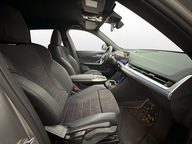 BMW X1 bild 24