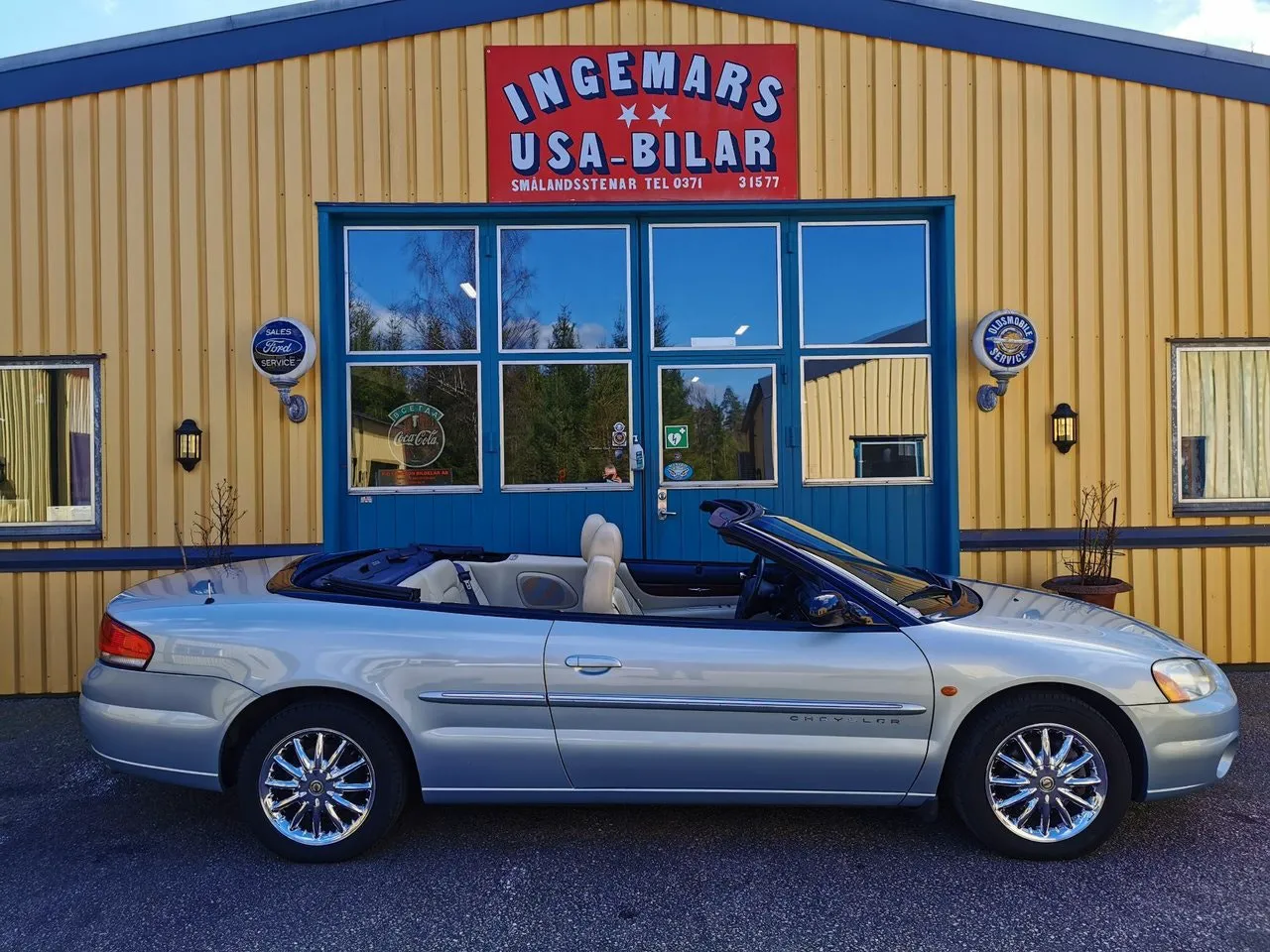 Vehicle image 8