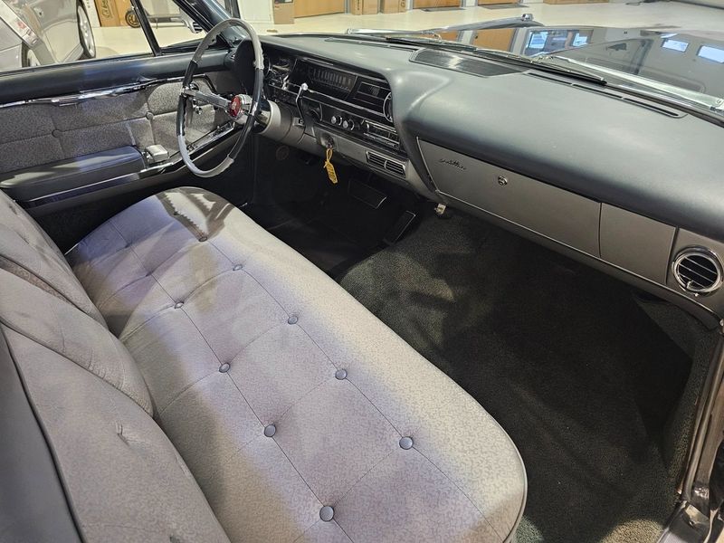 Cadillac DeVille bild 14