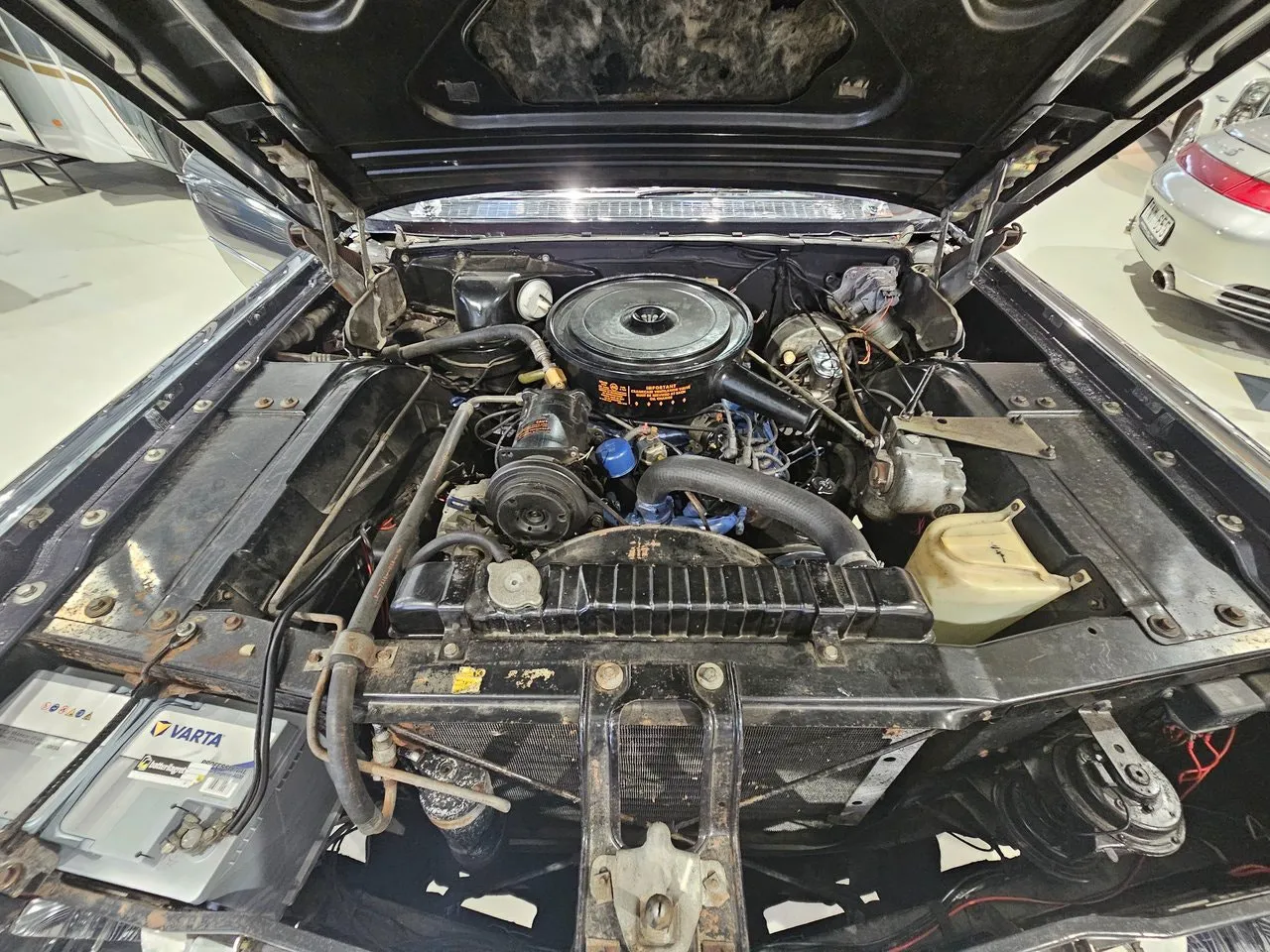 Vehicle image 21