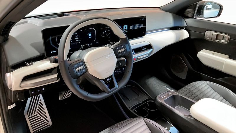 Kia EV4 bild 11