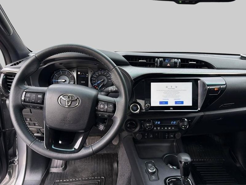 Toyota Hilux bild 8