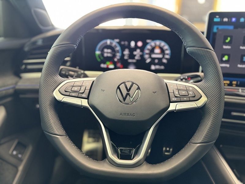 Volkswagen Passat bild 8
