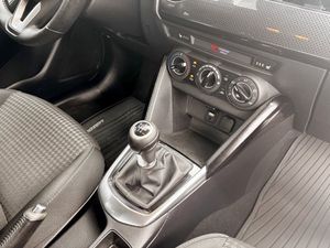 Mazda 2 bild 10
