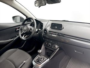 Mazda 2 bild 11
