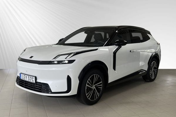 Lynk & Co 08 PHEV Core 360 kamera - 2025