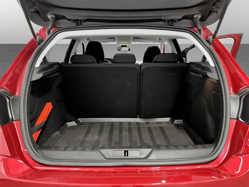 Vehicle image 14