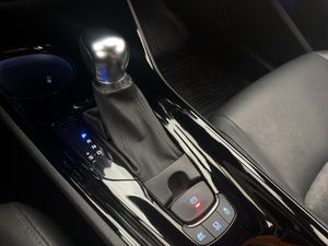 Toyota C-HR bild 21