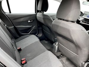 Peugeot 208 bild 12