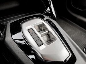 Peugeot 208 bild 10