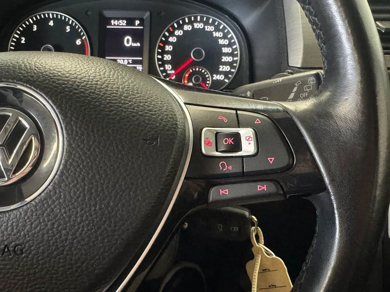 Vehicle image 20