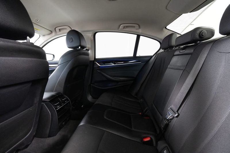 BMW 520 bild 17